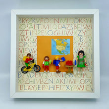 Load image into Gallery viewer, By little b - Cadre Personnalisé - Bonjour Maitresse 📚✏️🌍