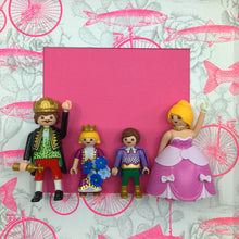 Load image into Gallery viewer, Famille Royale π - by-little-b
