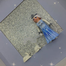 Load image into Gallery viewer, Reine des Neiges ❄️ - by-little-b